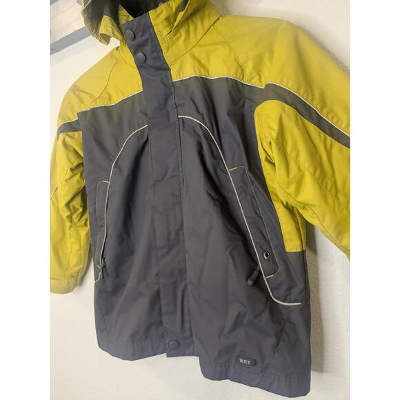 REI Boys 3-In-1 Jacket With Removable Zip Out Fleece Liner Size XS 6/7 Yellow - Picture 3 of 13